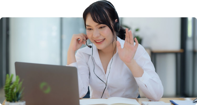 Why Good Customer Service Requires Real Human Voices of Customer Support Agents